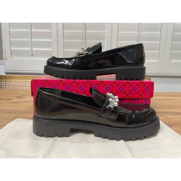 Tory Burch Classic Embellished Medallion Lug Loafer Black Leather Size 8 NIB - Picture 8 of 13